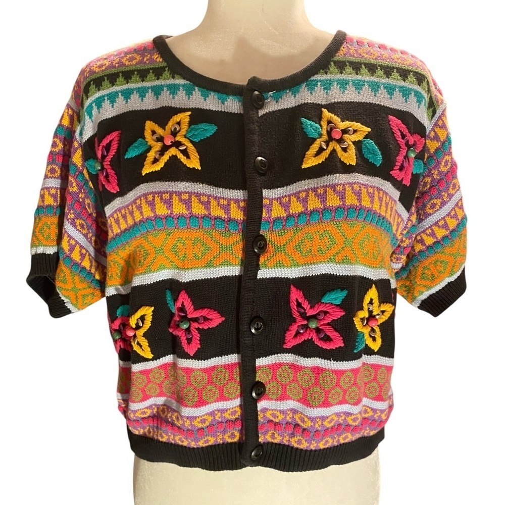 Liz Wear Womens Embroidered Cropped Button Down Sweater